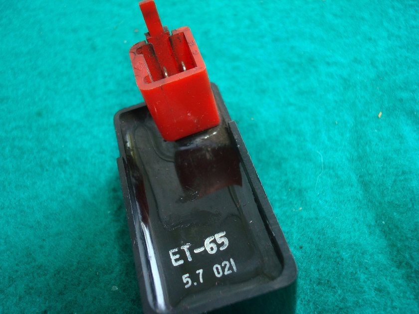Goldwing GL1200 86 Check Relay