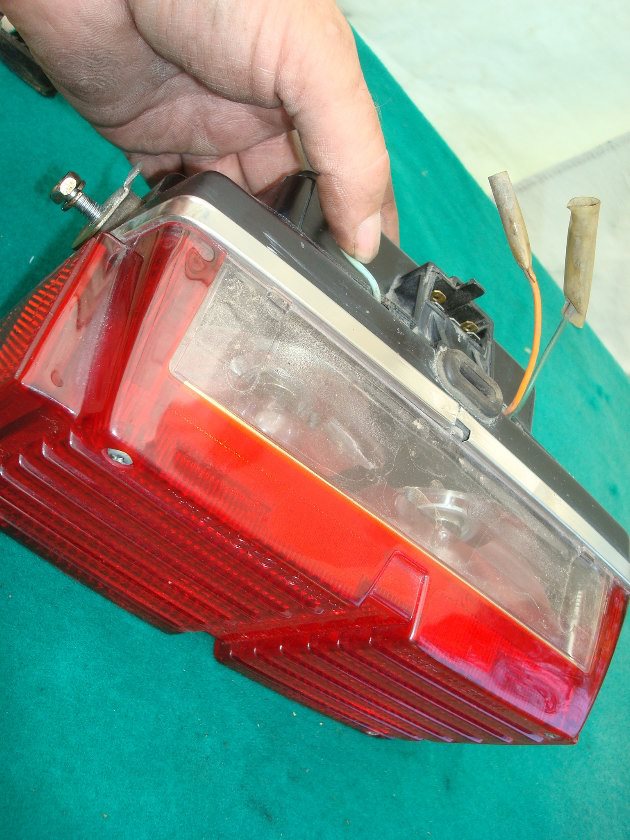 Goldwing GL1000 79 One year only: tail light assembly