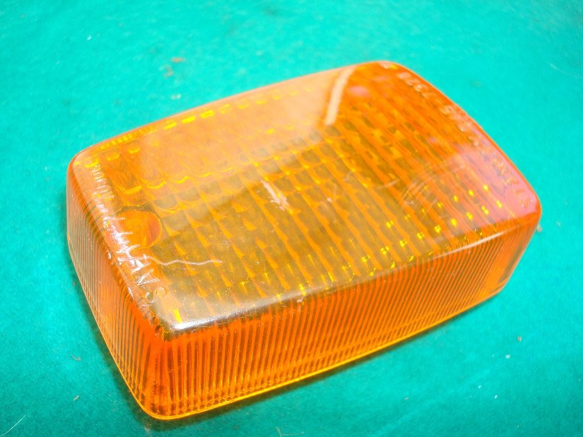 Goldwing GL1000 79 to 83 Signal light lens, stock Honda.