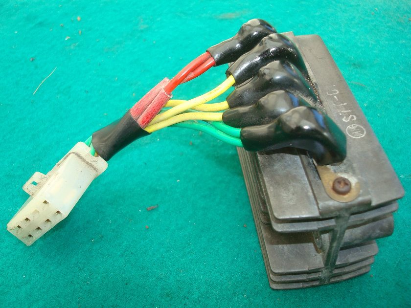 Goldwing GL1000 75-79 Rectifier