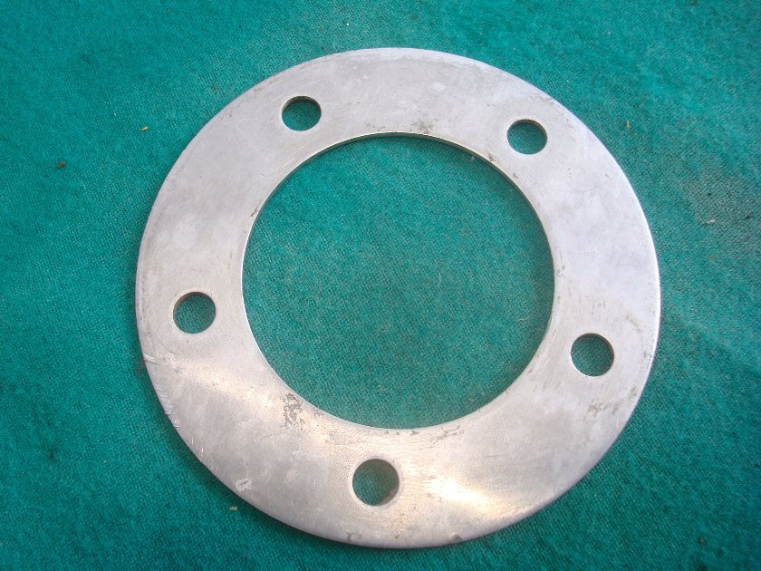 Goldwing GL1100 83 Front caliper spacing plate
