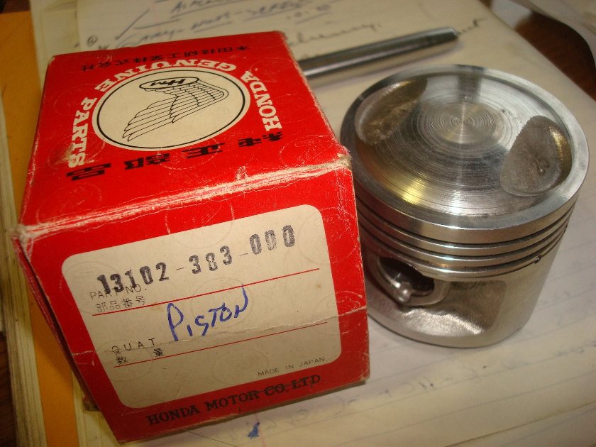 Honda Misc  PISTON (Oversize, 0.25) 11541-MG9-000