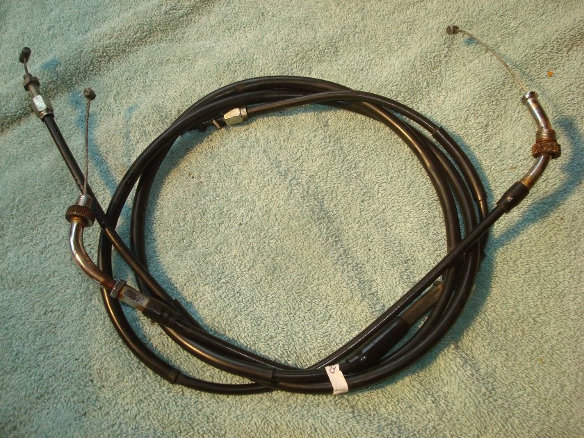 Goldwing GL1200 84 to 87 Throttle cable set, used but good.