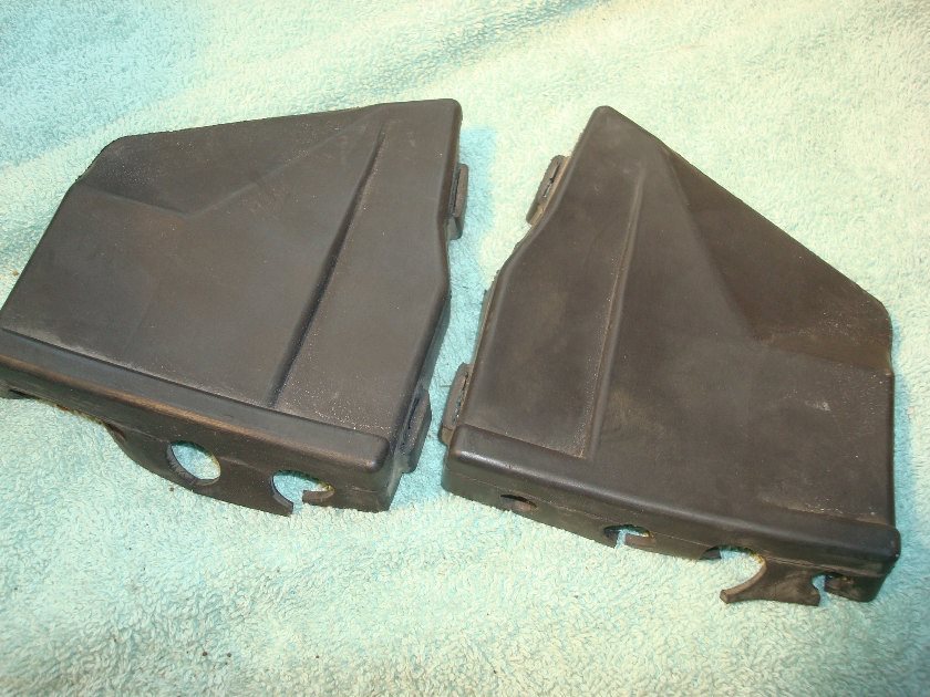 Goldwing GL1200 84-87 Wire harness terninal block covers: SET of two.