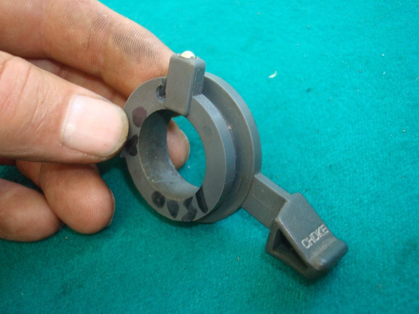 Goldwing GL1500 88 to 90+ Choke lever good condition. Gray color d?cor.