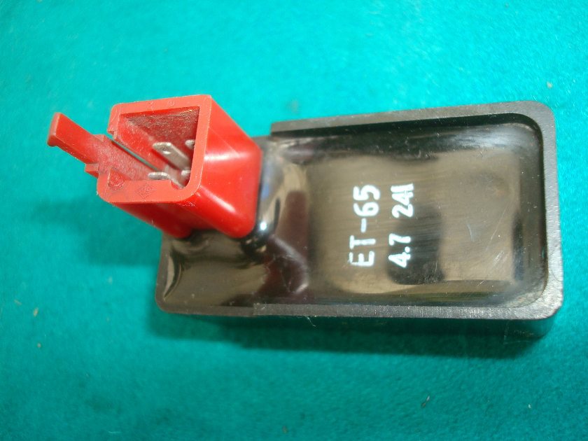 Goldwing GL1200 84 to 87 Pilot light lamp Check relay ET-65