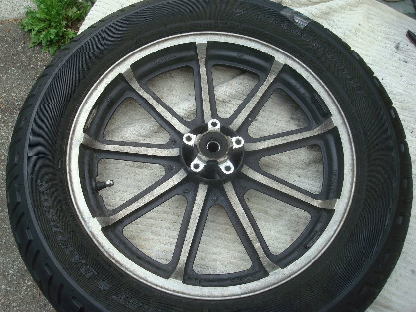 Goldwing GL1200 84 to 87 Front Wheel 44650-MG9-680