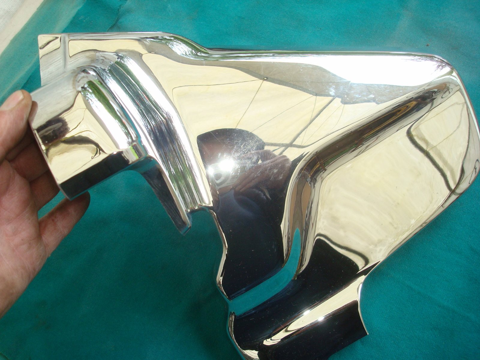 Goldwing GL1800 01 to 10 COVER, L. ENGINE SIDE 83561-MCA-A60