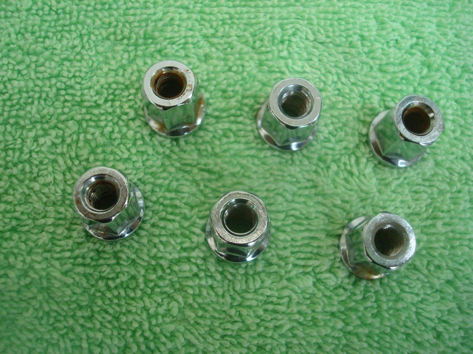 Goldwing GL1800 01 to 17 NUT, SPECIAL (6MM) (6 of) 90304-HB3-771
