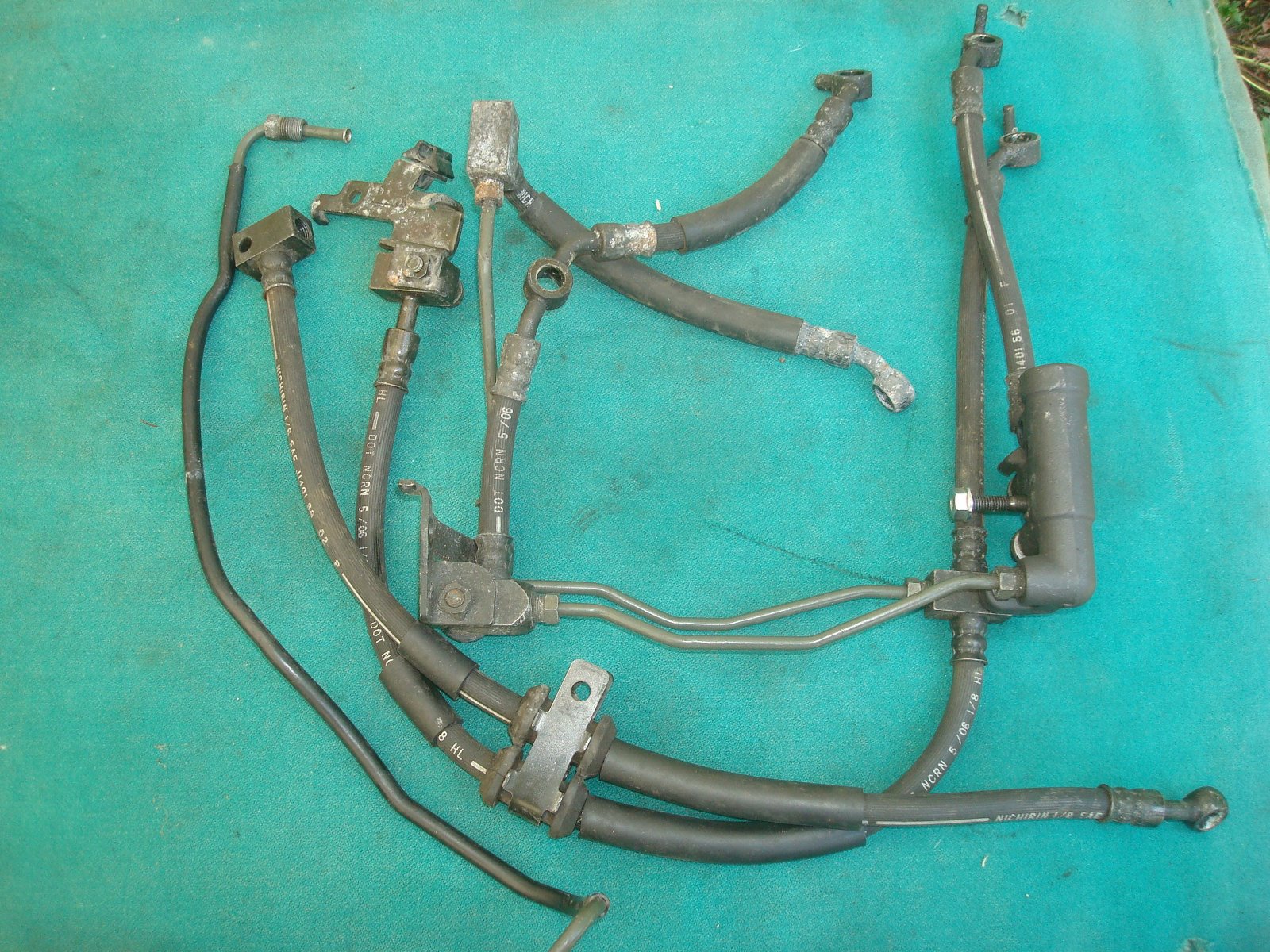 Goldwing GL1800 01 to 10 Front brake lines ABS