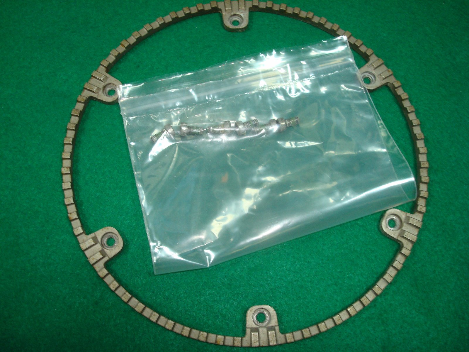 Goldwing GL1800 01 to 17 (SW) Rear ABS ring excellent 42515-MCA-S70