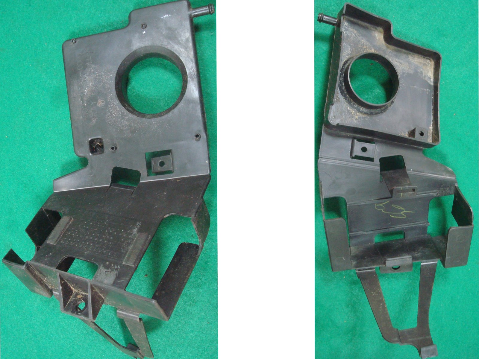 Goldwing GL1500 88 to 00 TRAY, FUEL FILLER 83502-MT8-000