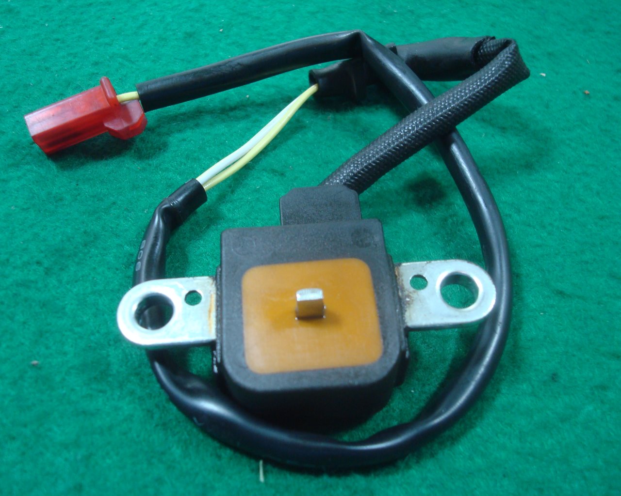 Goldwing GL1800 01 to 17 Pulse Generator #2 30300-MCA-003