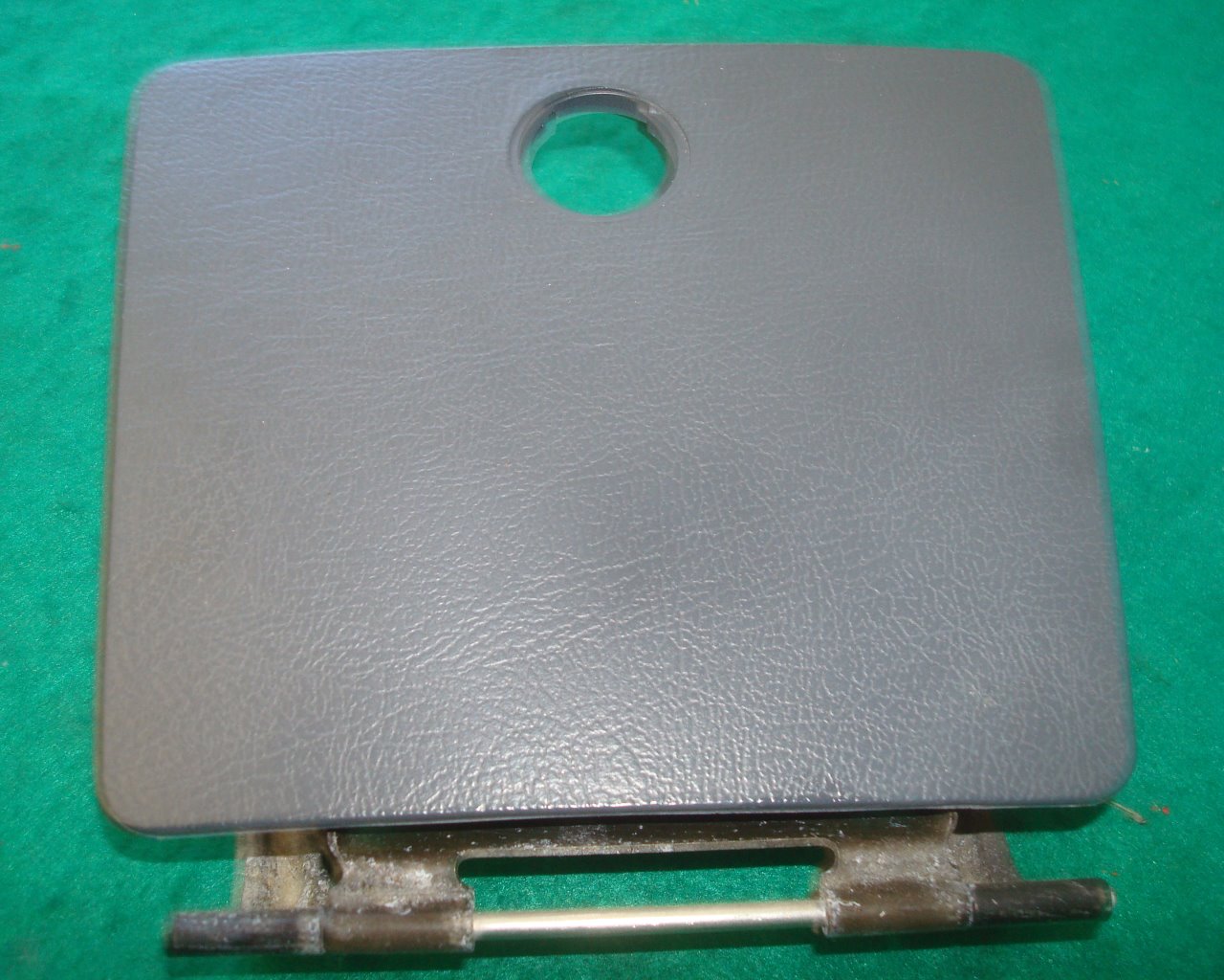 Goldwing GL1500 91-95 LID SHELTER, Fuel lid, gray-blue 83131-MN5-000