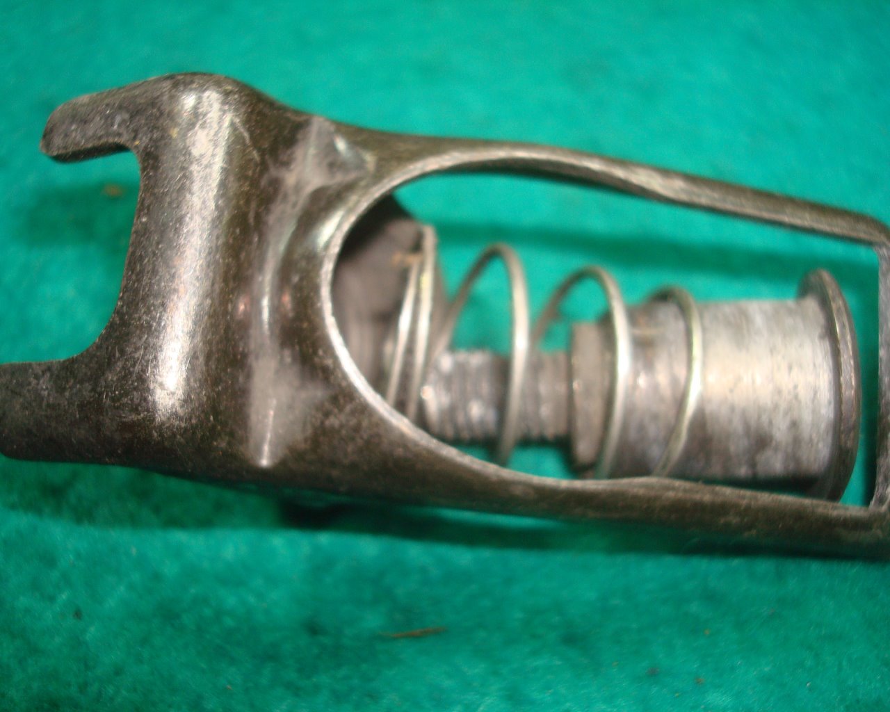 Goldwing GL1100, 1200 82 to 87 Seat adjuster set SW3 for