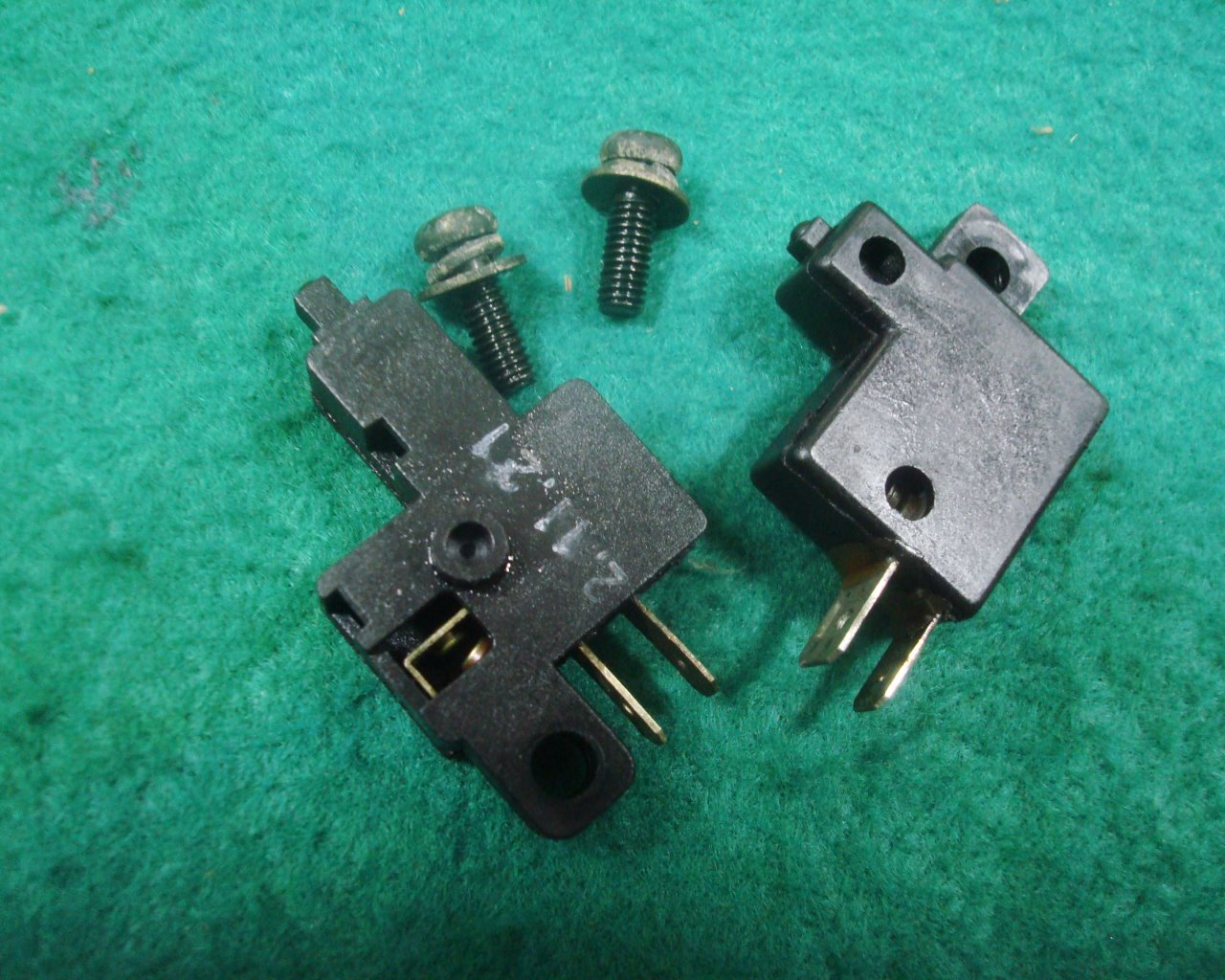 Goldwing GL1800 01 to 17 Clutch and Cruise Switch SET 35330-MB0-003