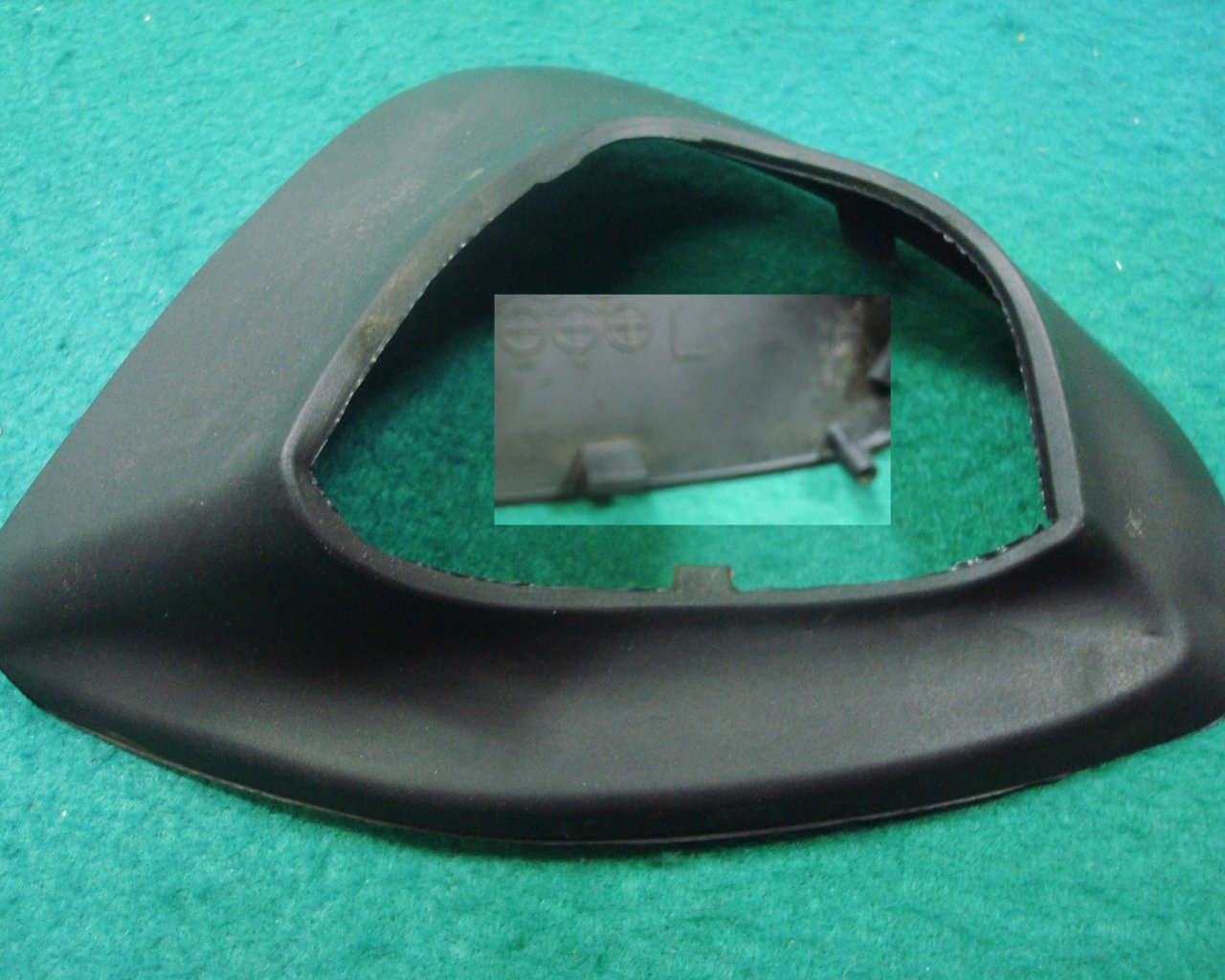Goldwing GL1800 01 to 17 Mirror rubber boot LEFT 88123-MCA-000