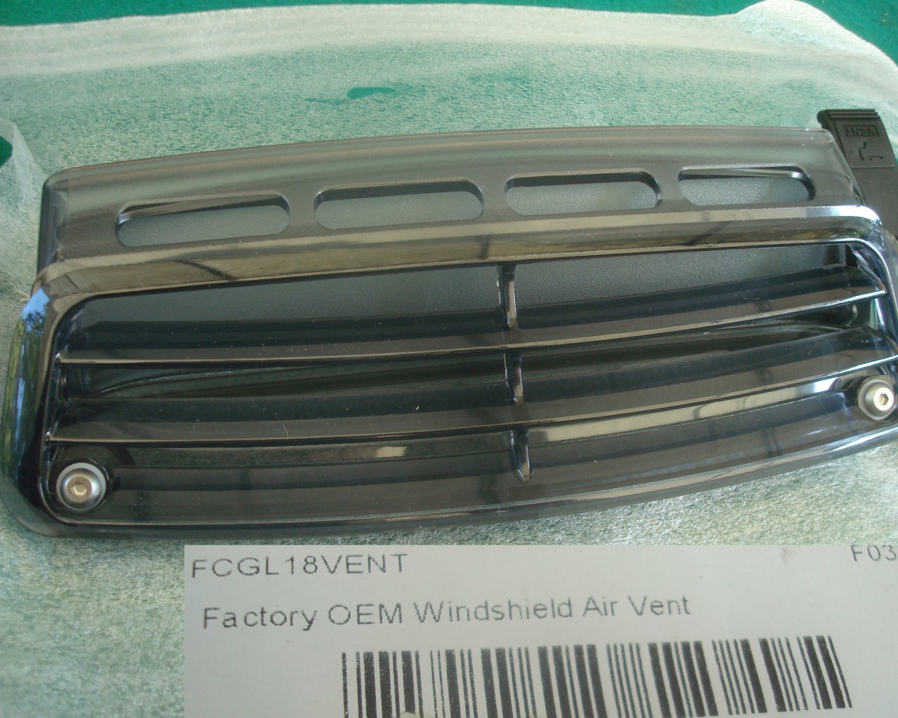 Goldwing GL1800 01 to 17 New OEM Honda windshield vent ASSY 64170-MCA-A22