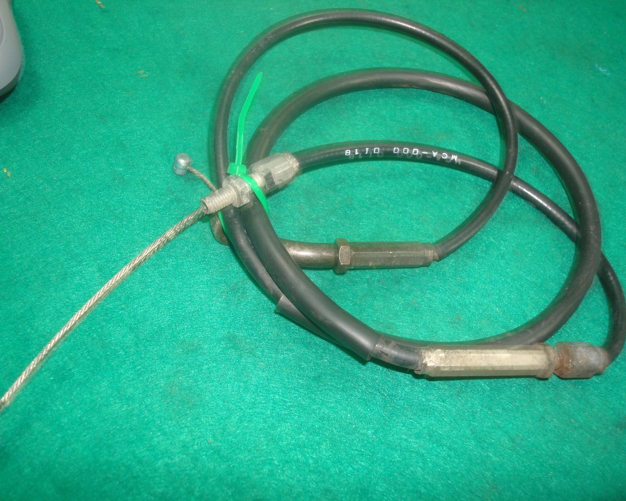 Goldwing GL1800 01 to 05 Throttle cable "B" 17920-MCA-000