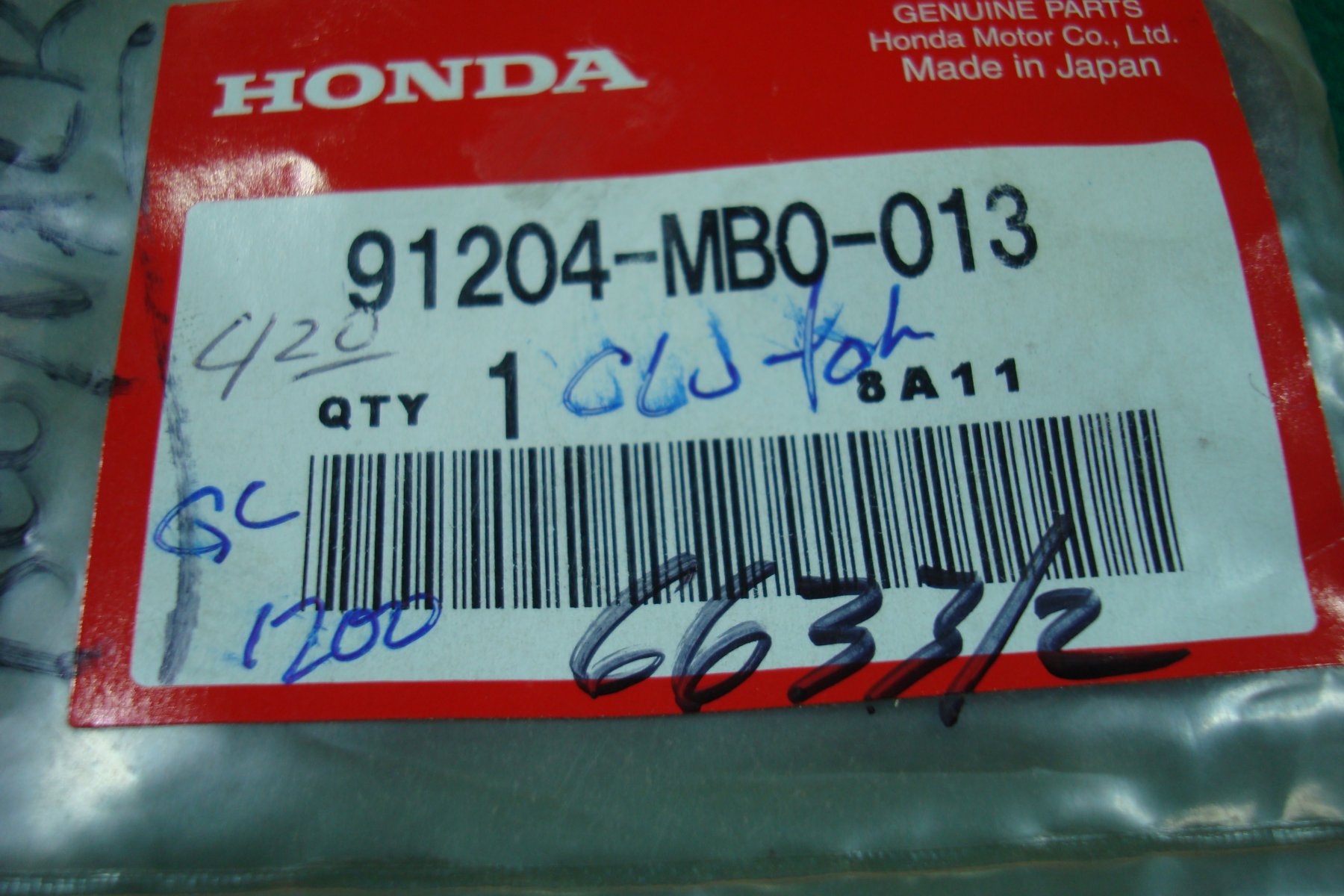 Goldwing GL1500 88 to 03 Oil seal (8x25x8) 91204-MB0-013