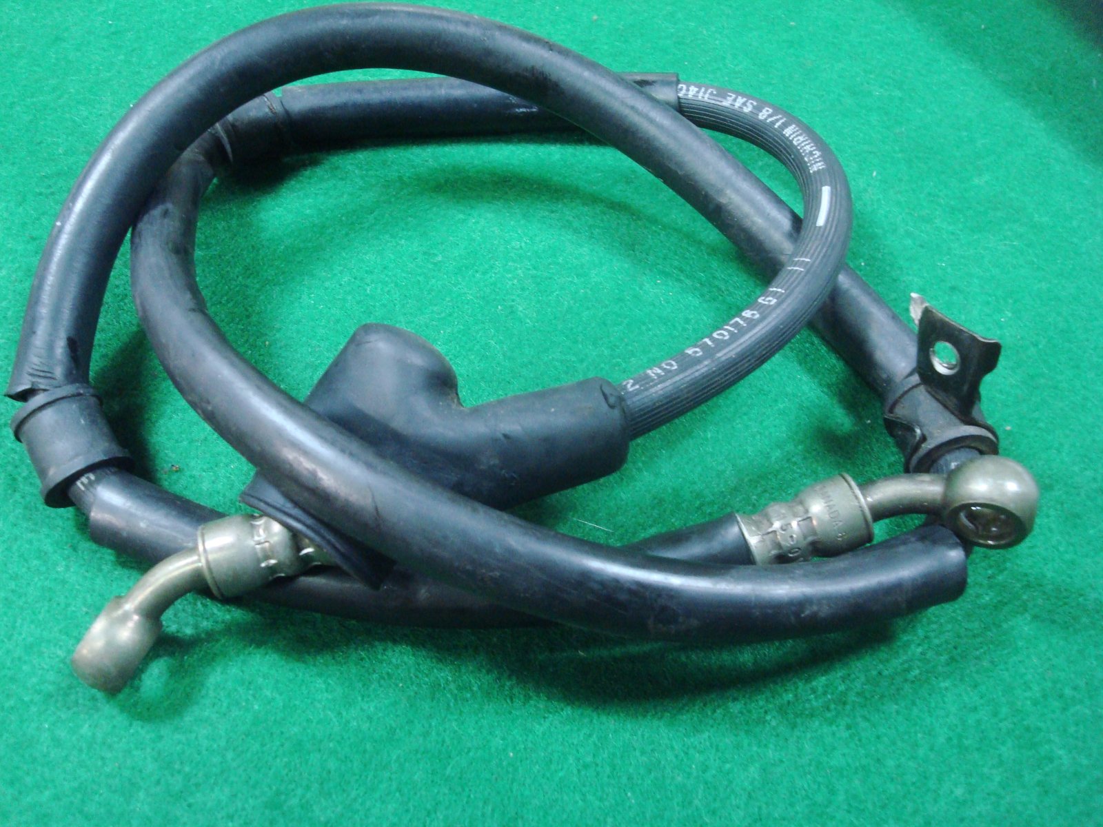 Goldwing GL1500 '88 to '00 HOSE, Right Front BRAKE  45125-MT8-00
