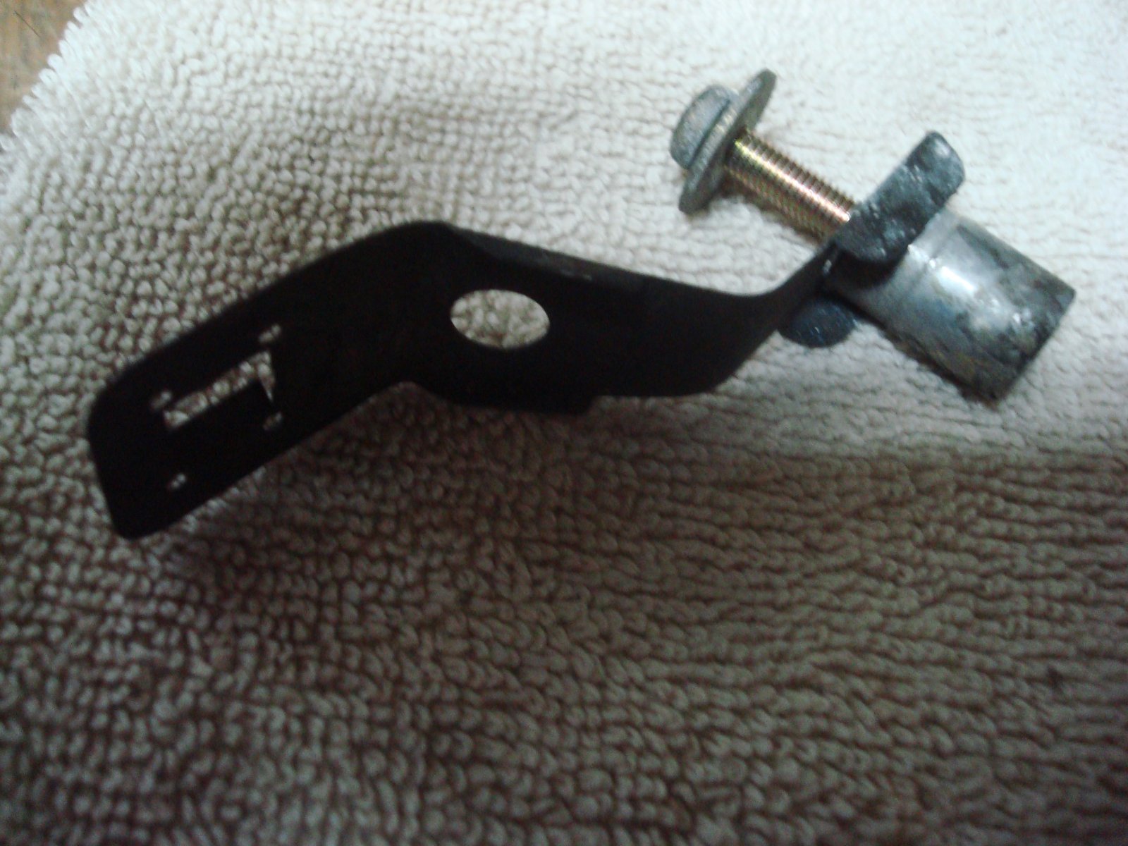 Goldwing GL1800 82 to 2017 COLLAR, SENSOR SUPPORT angle switch 90113-MCA-000